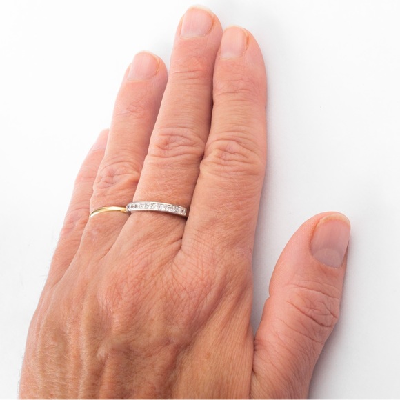 Minimalist luxury simulated diamond 1 CTW 14KT white gold band ring Absolute 8 - Picture 9 of 16